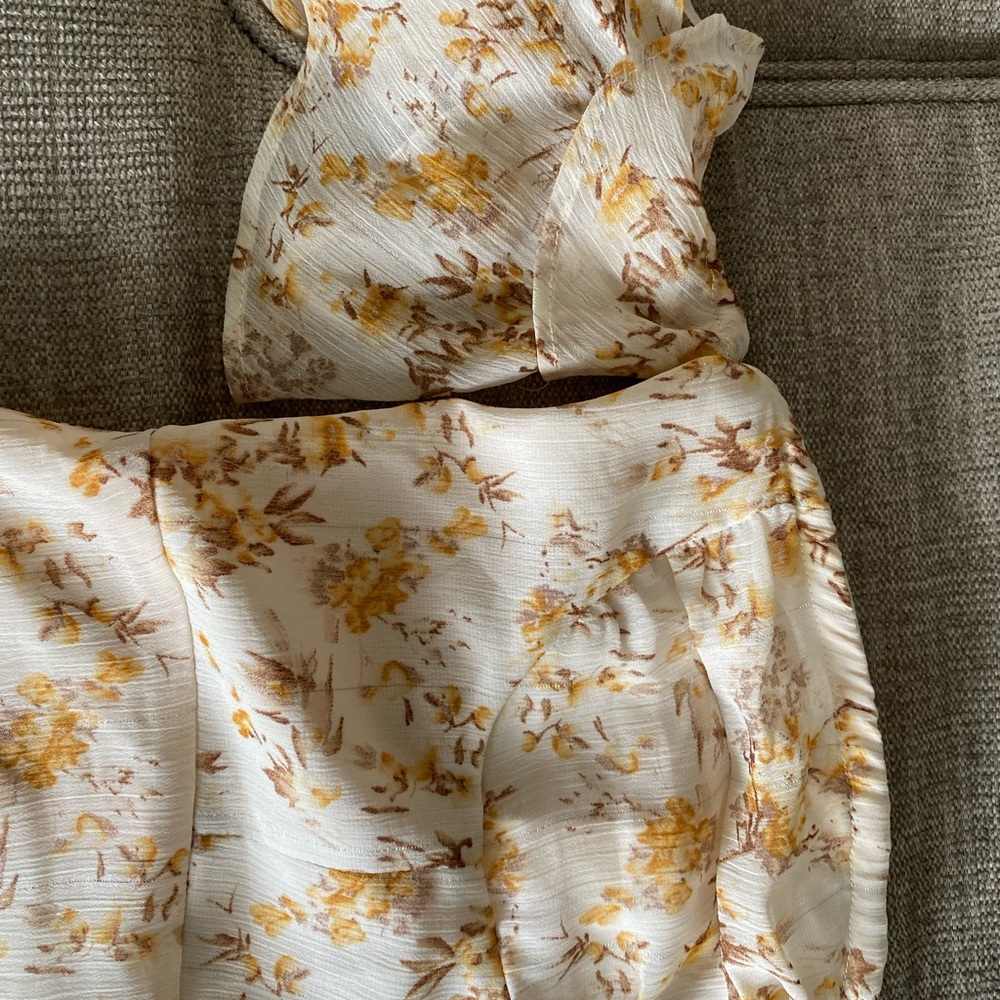 Cider Floral Dress - Picture 3 of 4
